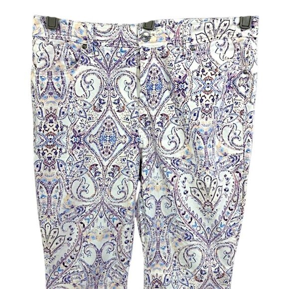 Chico's Sateen Crop Pants Size 1.5P (10P) Slim Floral - Picture 3 of 9